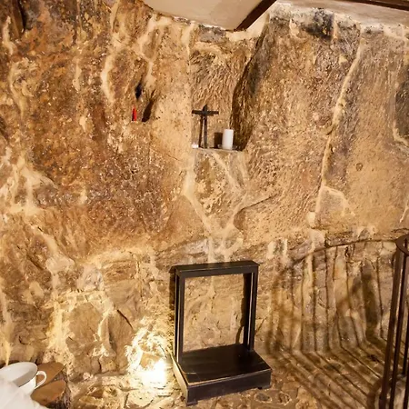 Si-moutique, Le Case-grotte Degli Avi 2 Apartment
